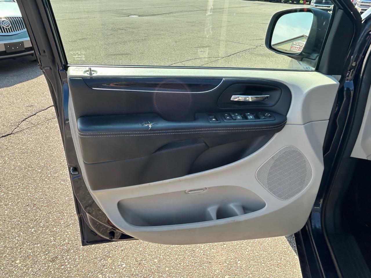 Dodge Grand Caravan SE 2016