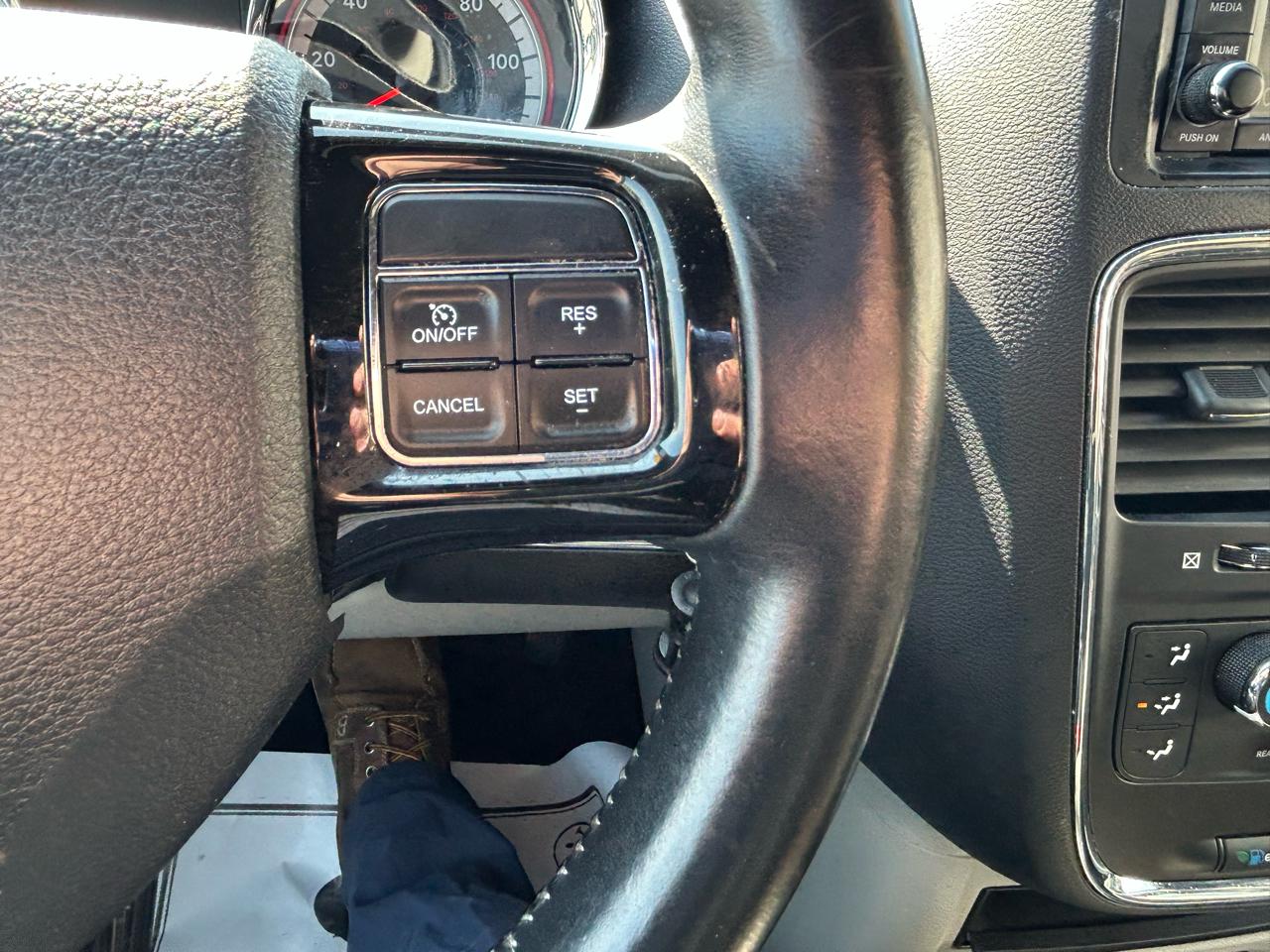 Dodge Grand Caravan SE 2016