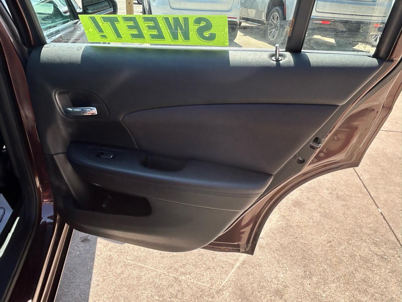 Chrysler 200 Touring 2012