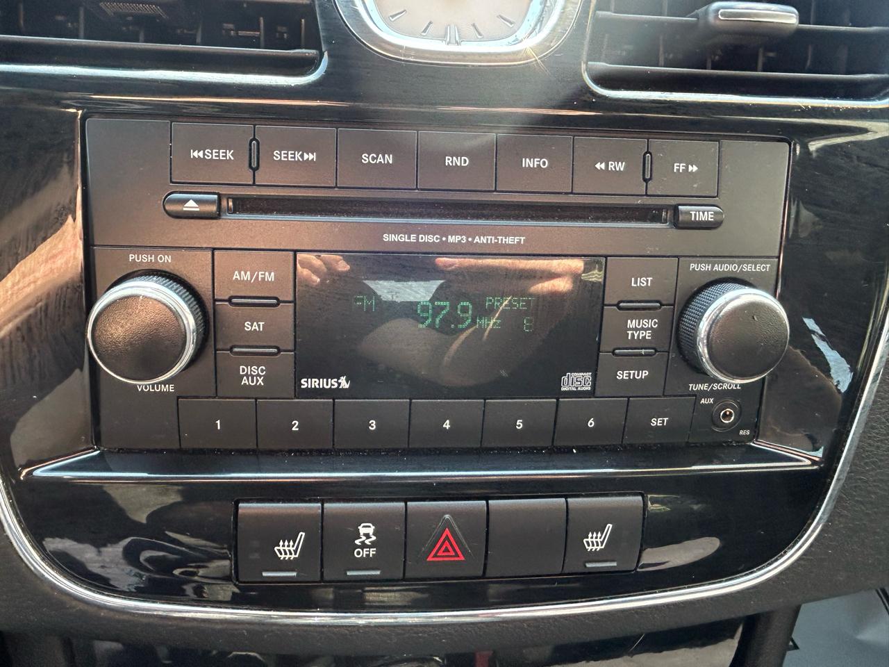 Chrysler 200 Touring 2012