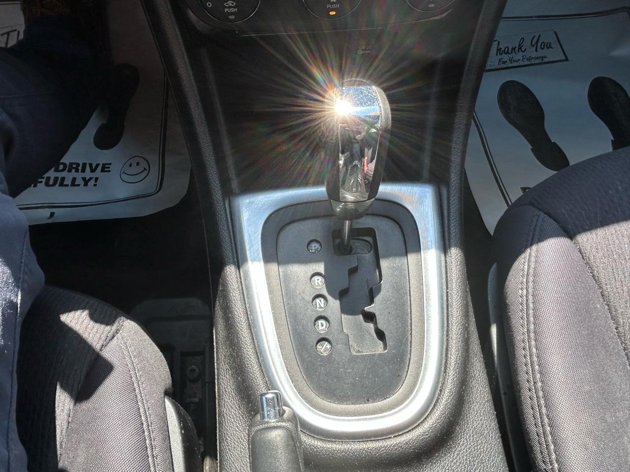 Chrysler 200 Touring 2012