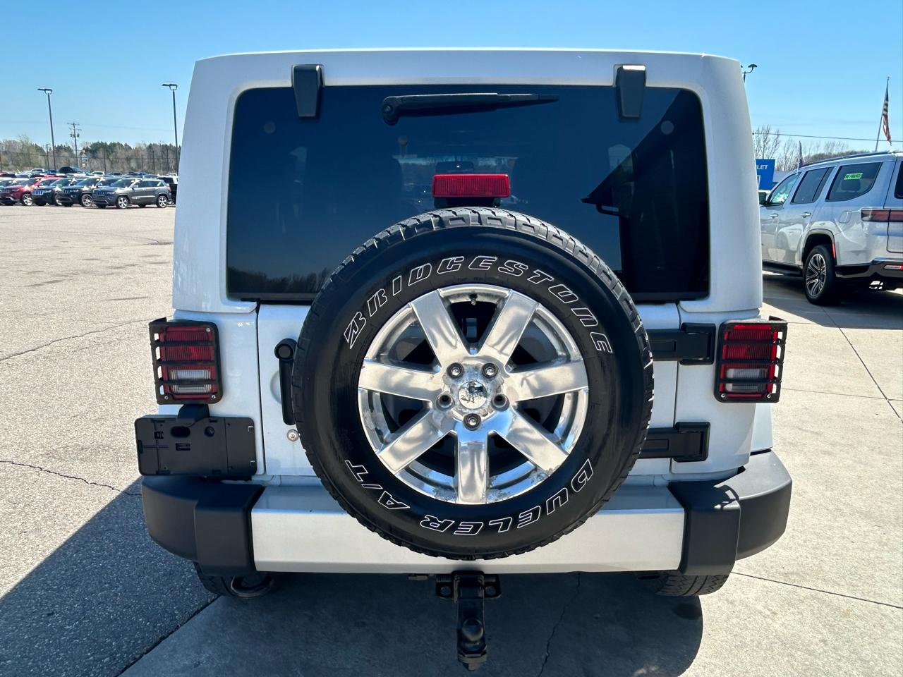 Jeep Wrangler Unlimited Sahara 4WD 2013