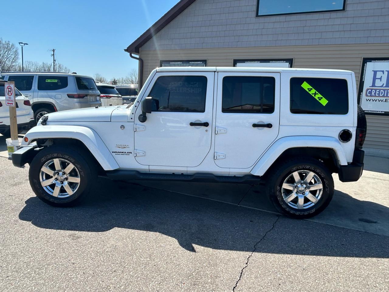 Jeep Wrangler Unlimited Sahara 4WD 2013