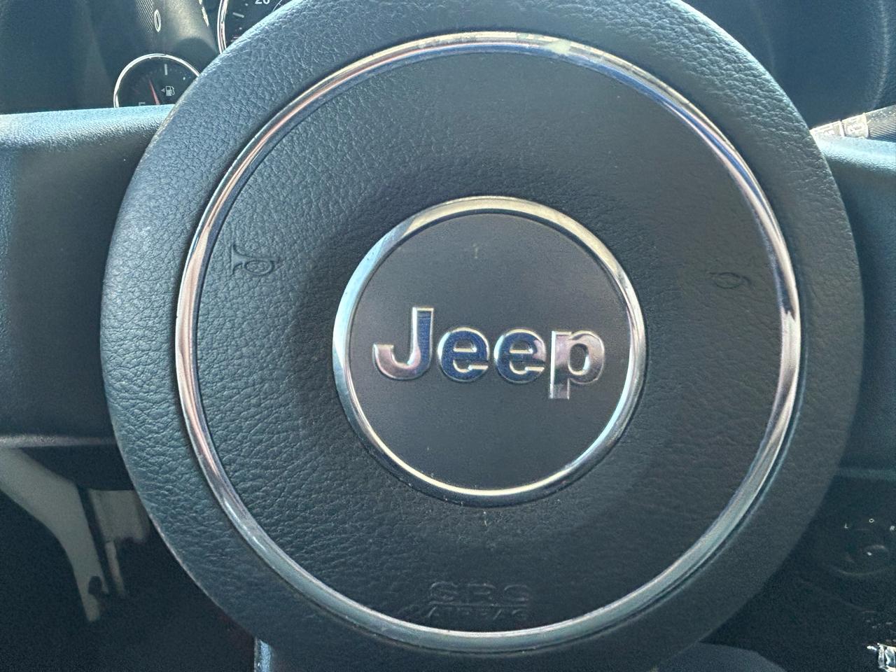 Jeep Wrangler Unlimited Sahara 4WD 2013