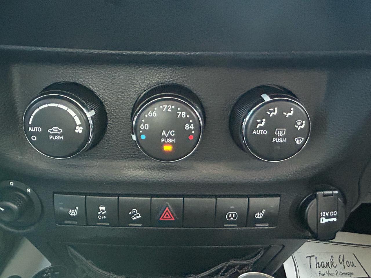 Jeep Wrangler Unlimited Sahara 4WD 2013