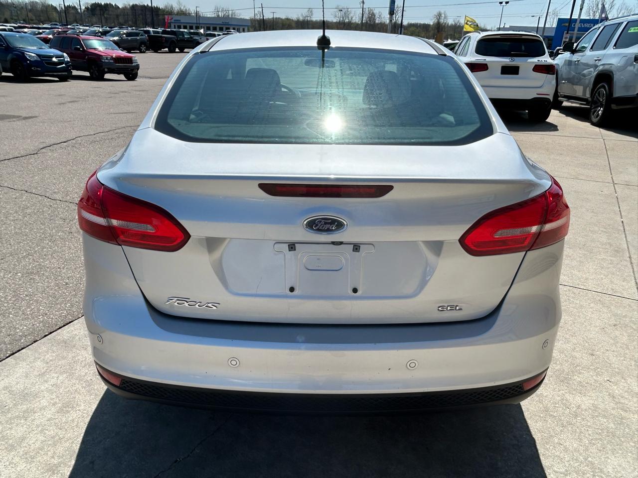 Ford Focus SEL Sedan 2017