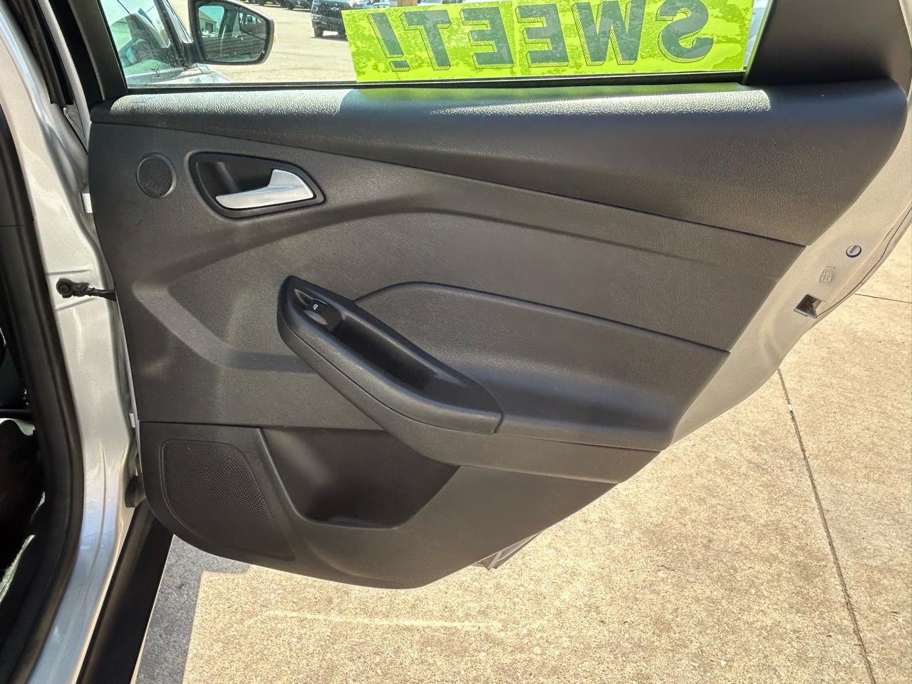 Ford Focus SEL Sedan 2017