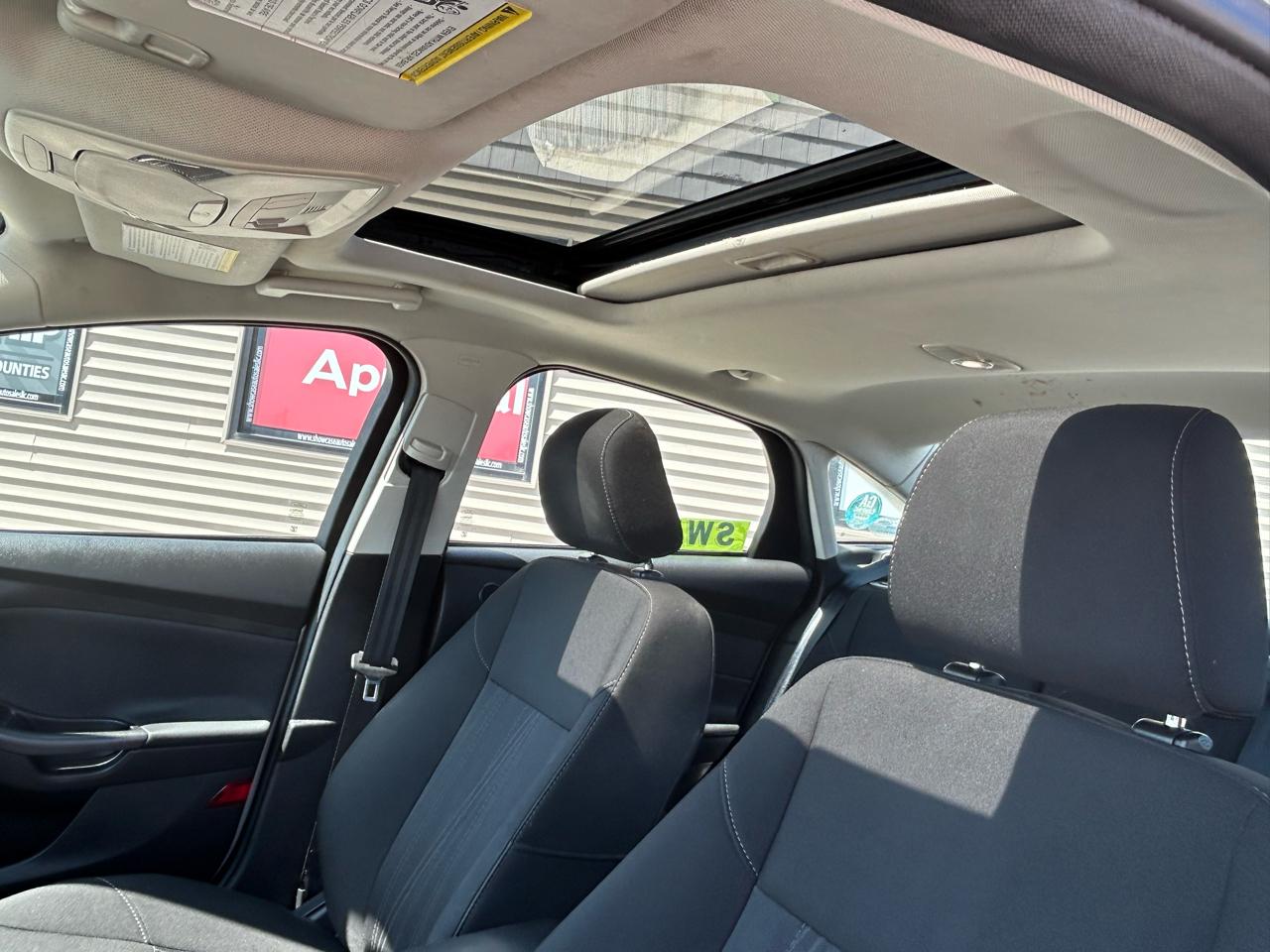 Ford Focus SEL Sedan 2017