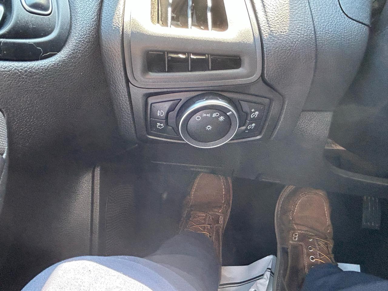 Ford Focus SEL Sedan 2017