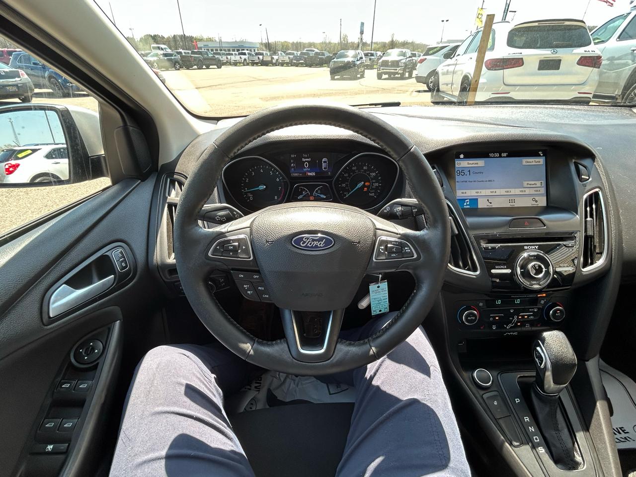 Ford Focus SEL Sedan 2017