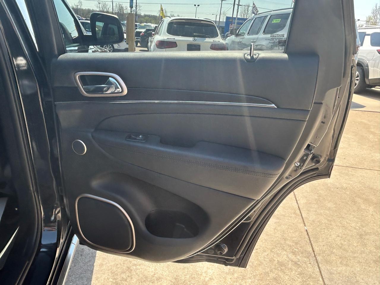 Jeep Grand Cherokee Summit 4WD 2015