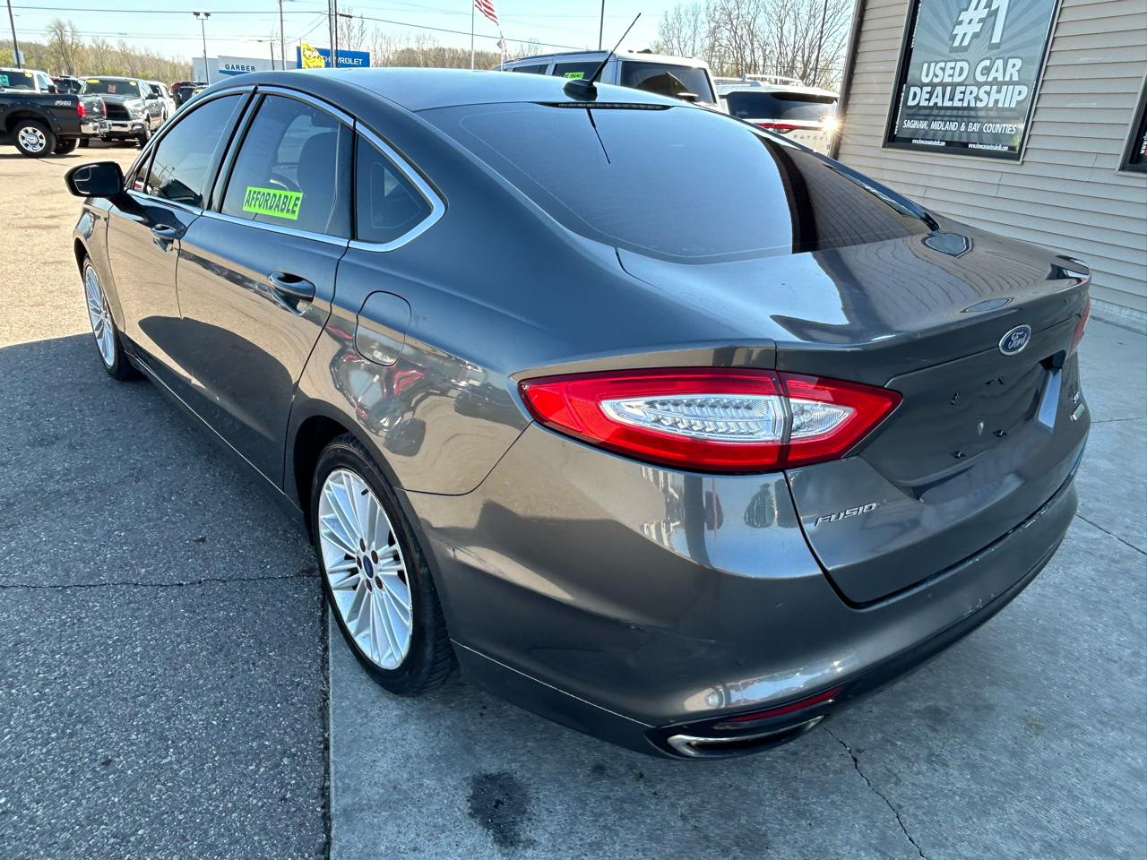 Ford Fusion SE 2015