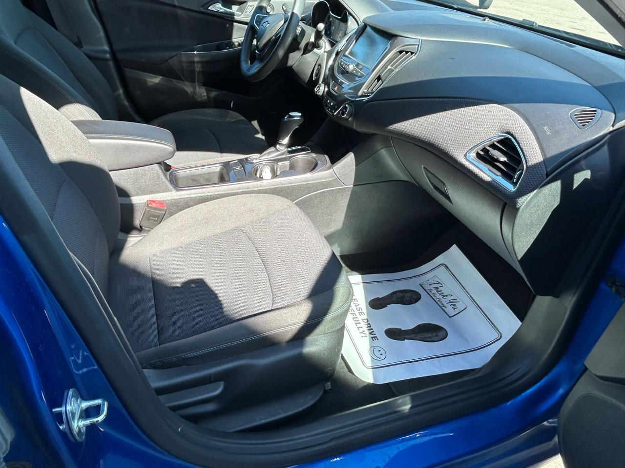 Chevrolet Cruze LT Auto Hatchback 2017