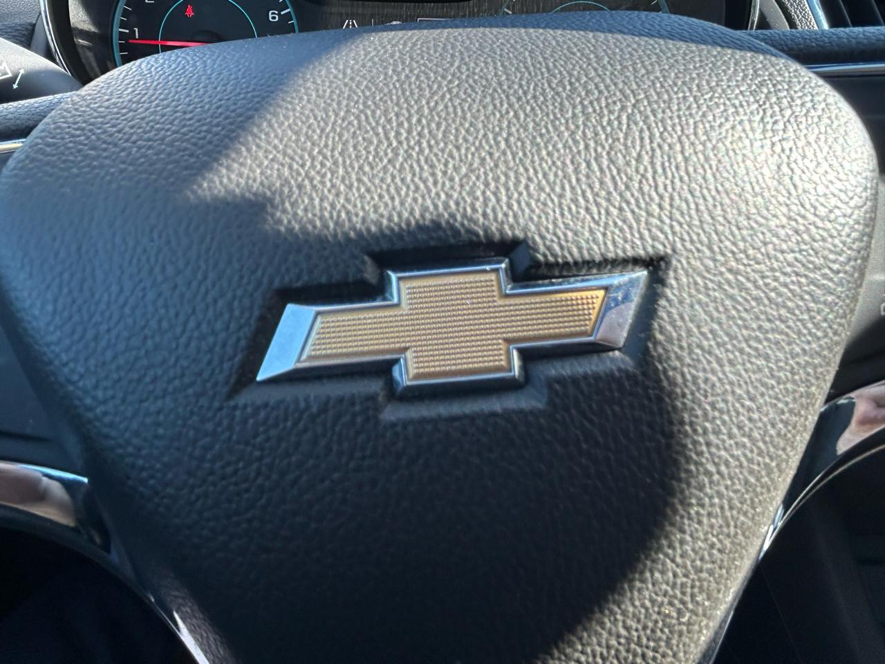 Chevrolet Cruze LT Auto Hatchback 2017