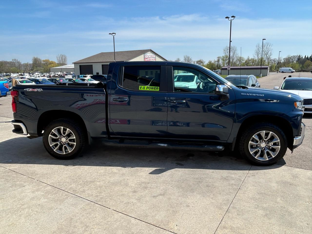 Chevrolet Silverado 1500 LT Crew Cab 4WD 2021