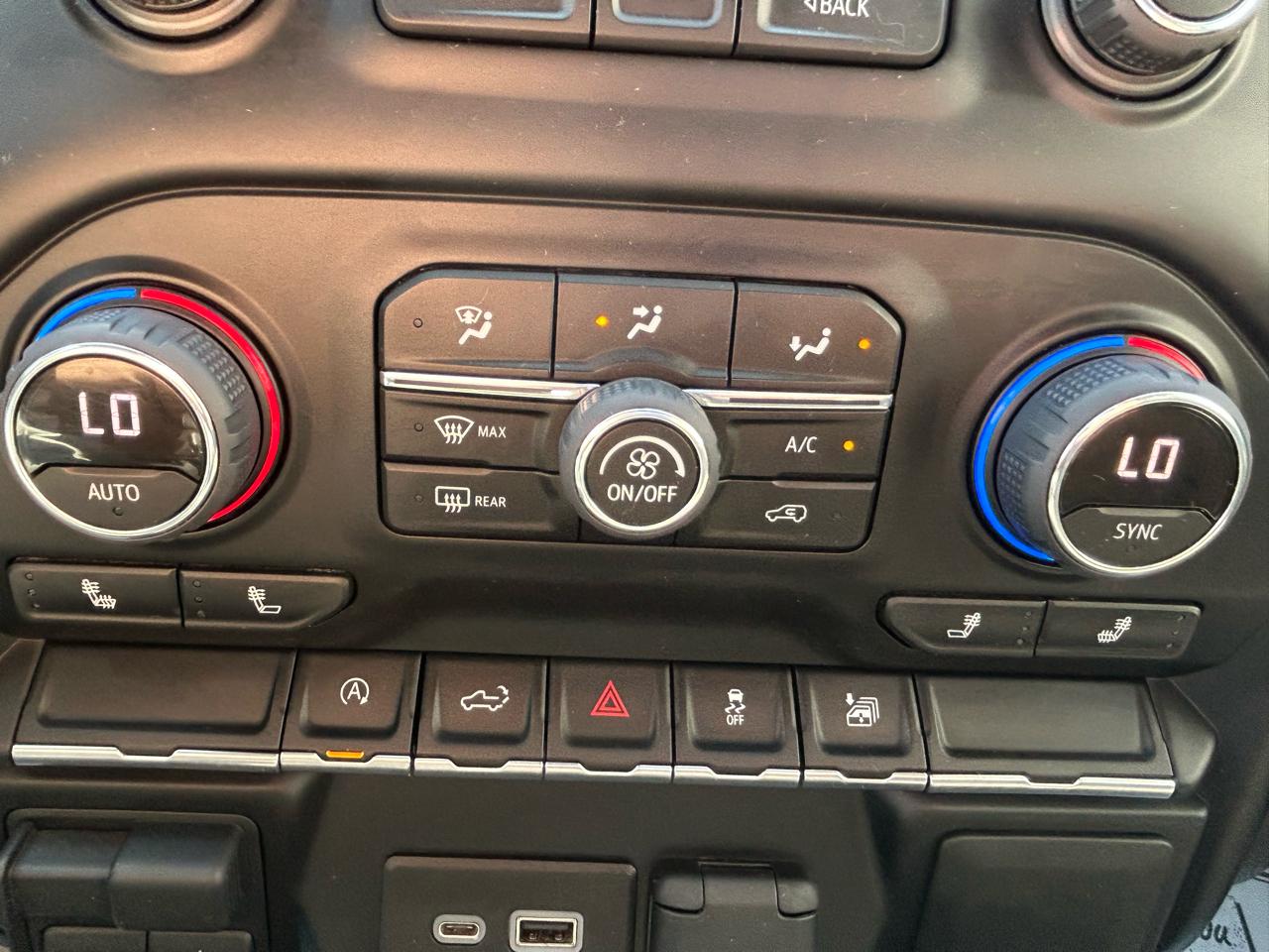 Chevrolet Silverado 1500 LT Crew Cab 4WD 2021