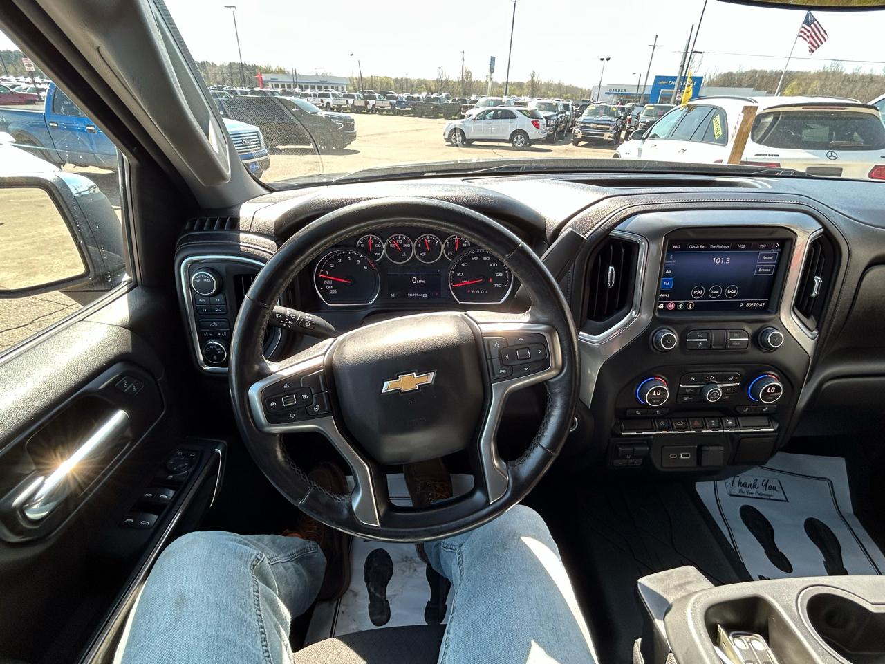 Chevrolet Silverado 1500 LT Crew Cab 4WD 2021