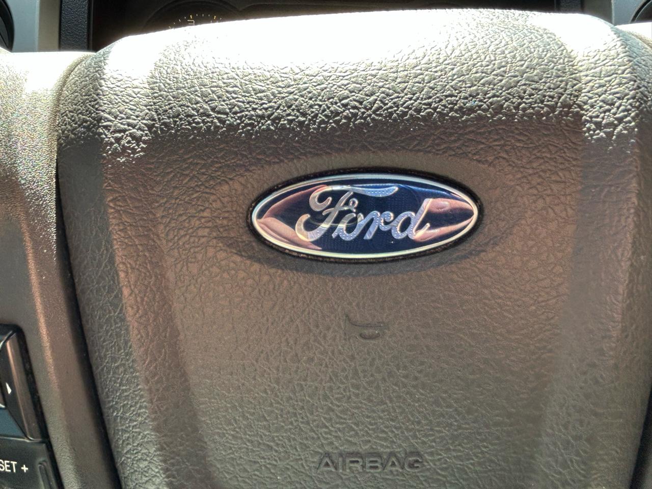 Ford F-150 SVT Raptor SuperCrew 5.5-ft. Bed 4WD 2014