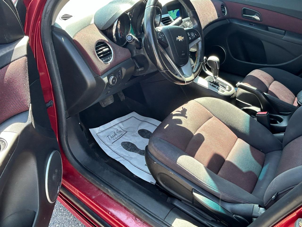 Chevrolet Cruze 1LT 2012