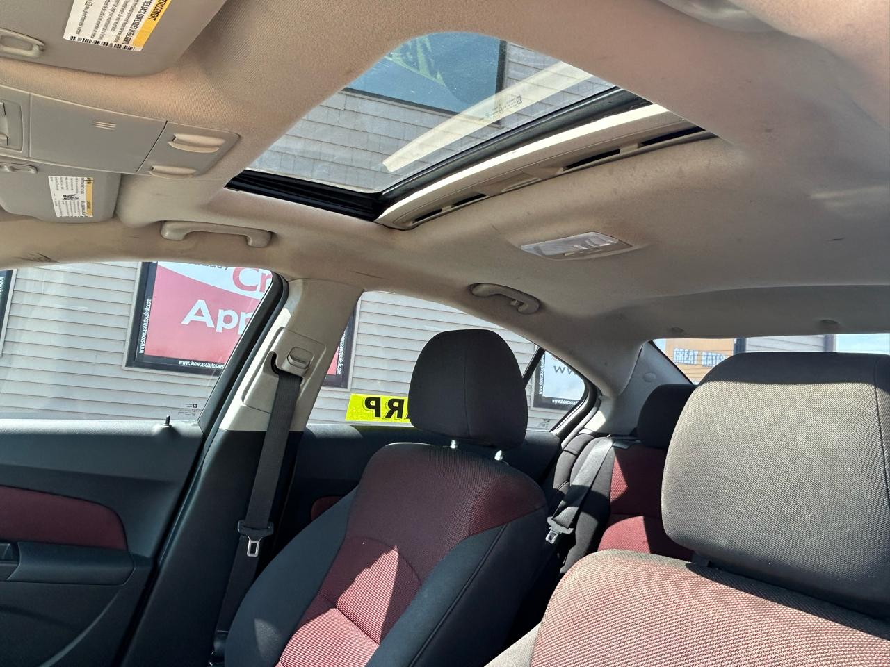 Chevrolet Cruze 1LT 2012