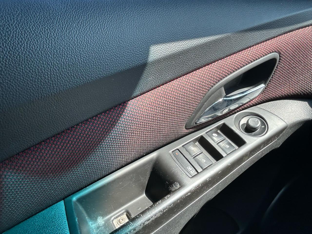 Chevrolet Cruze 1LT 2012