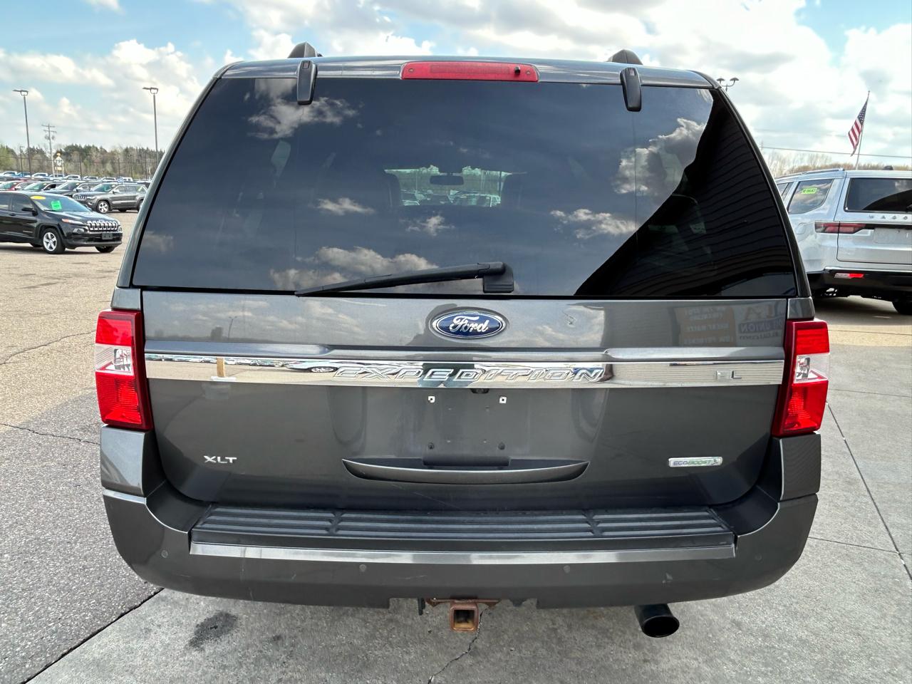 Ford Expedition EL XLT 2WD 2015