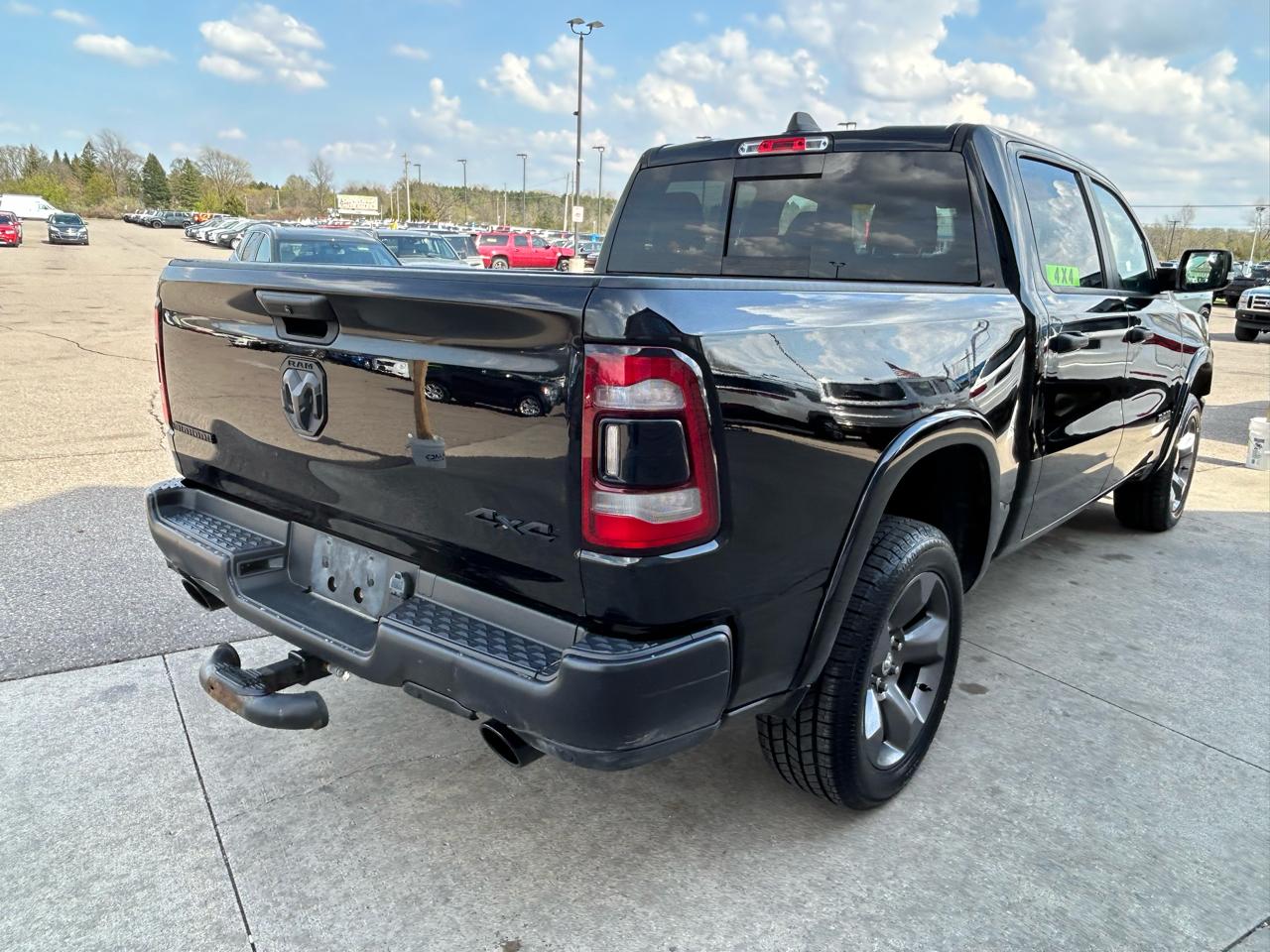 RAM 1500 Big Horn Crew Cab SWB 4WD 2020