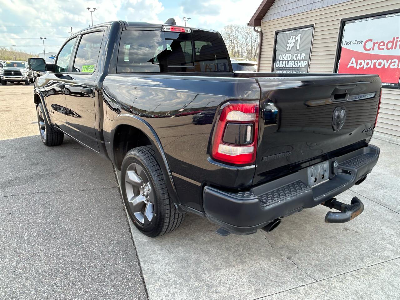 RAM 1500 Big Horn Crew Cab SWB 4WD 2020