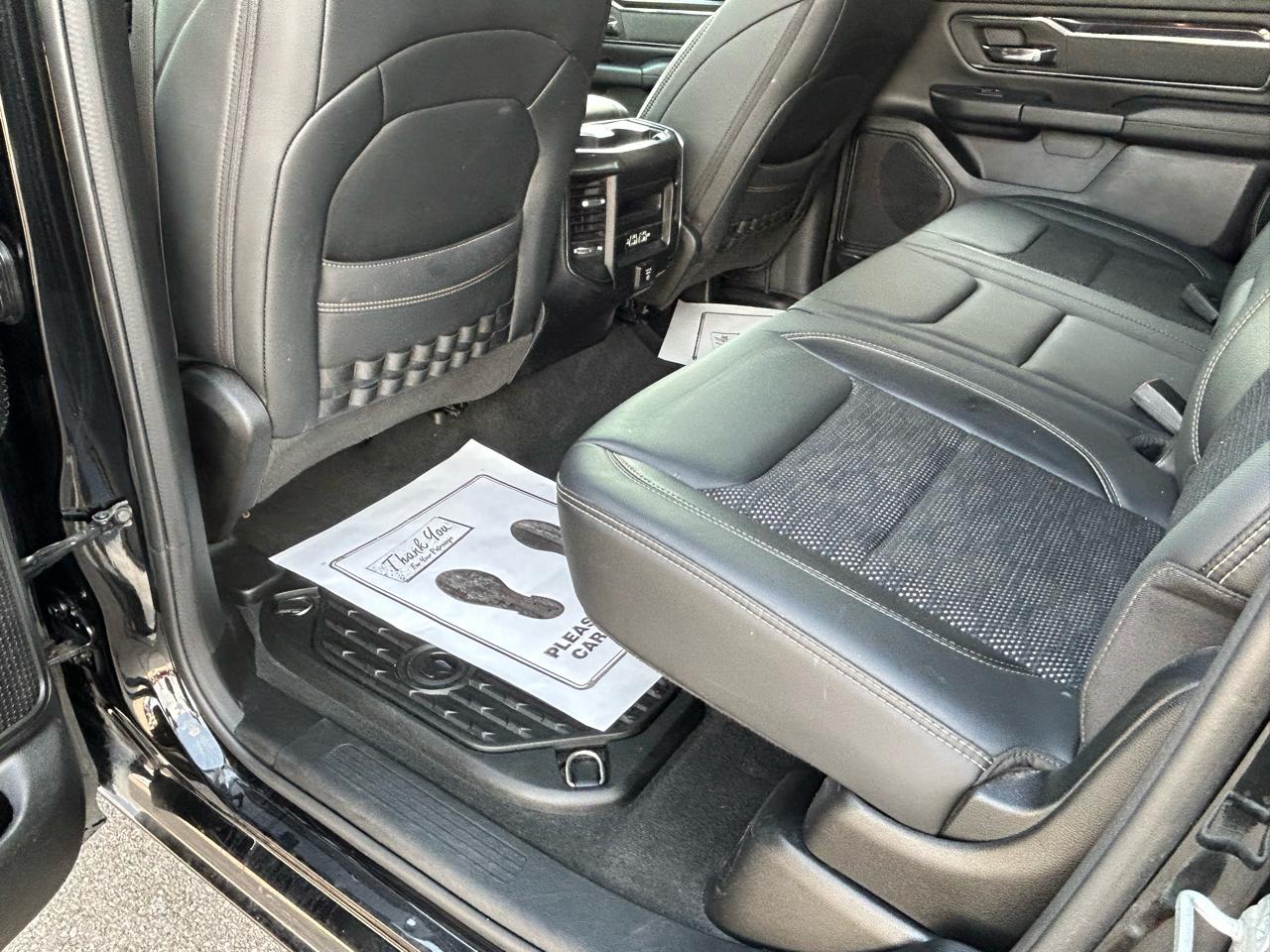RAM 1500 Big Horn Crew Cab SWB 4WD 2020