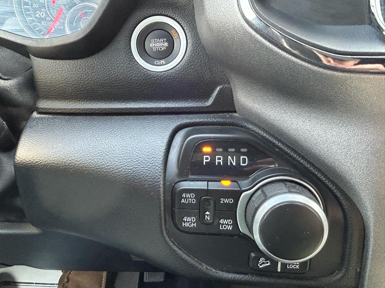 RAM 1500 Big Horn Crew Cab SWB 4WD 2020