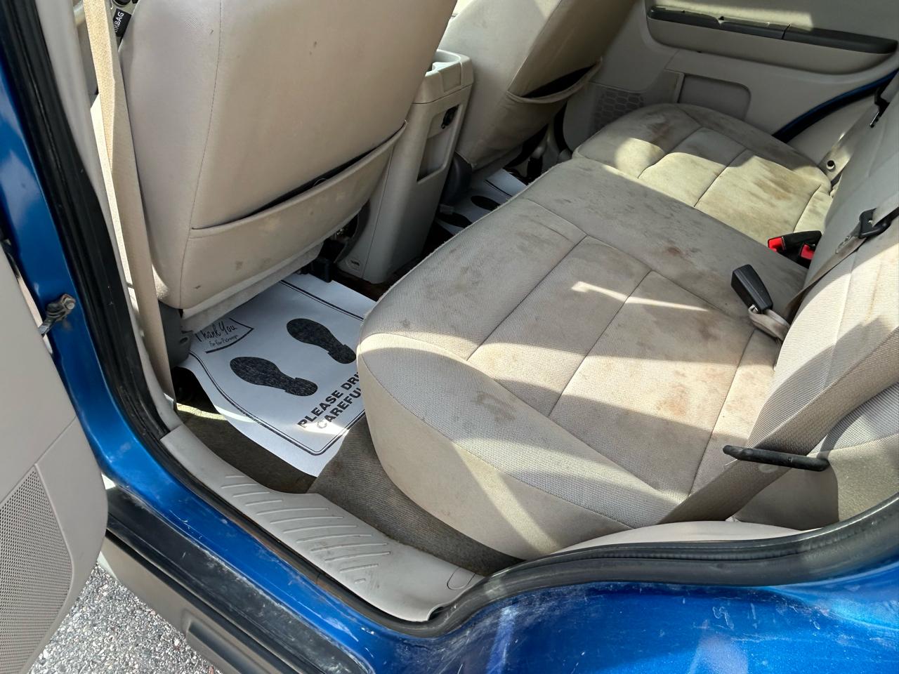 Ford Escape XLT FWD 2011