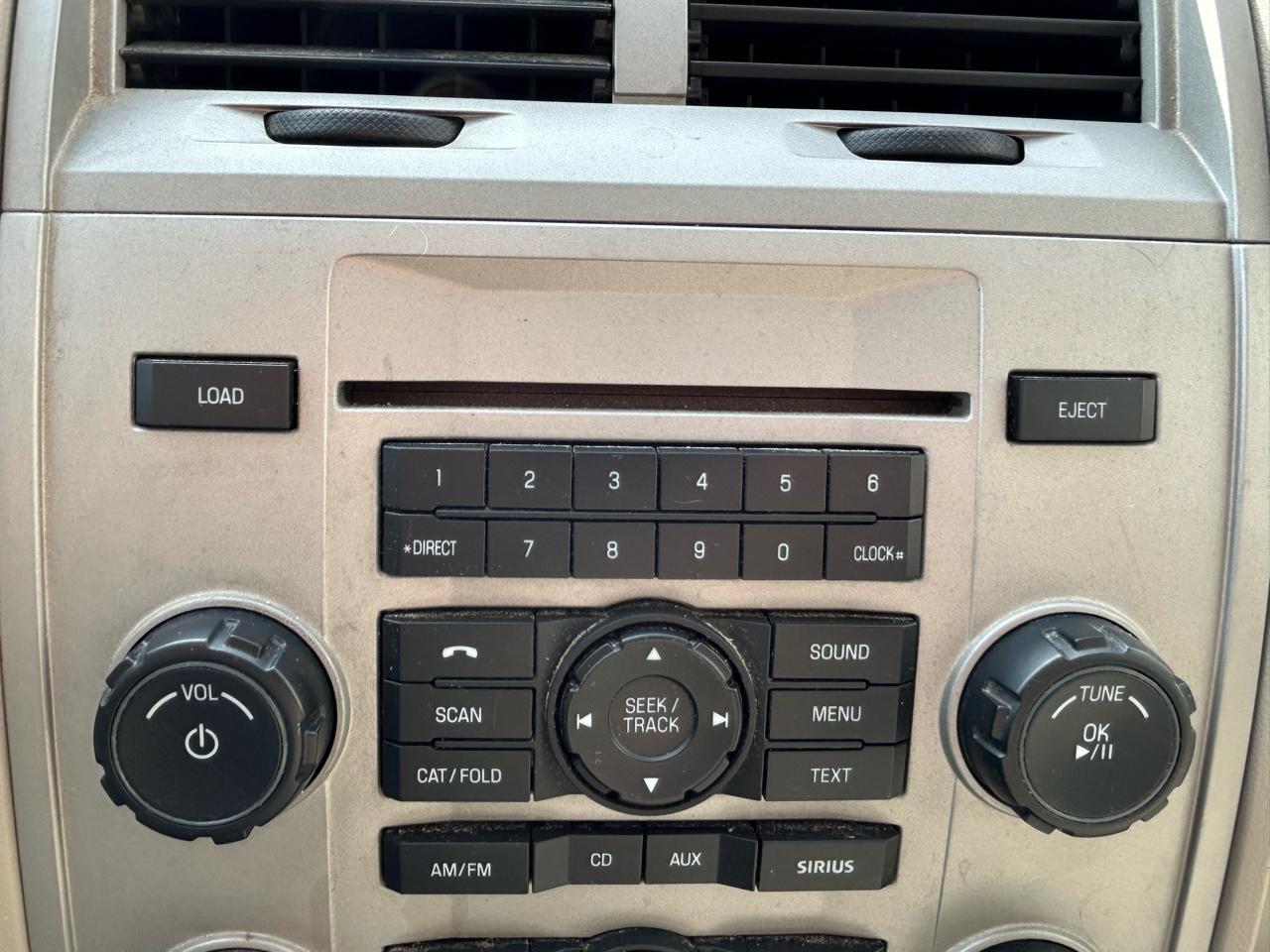 Ford Escape XLT FWD 2011