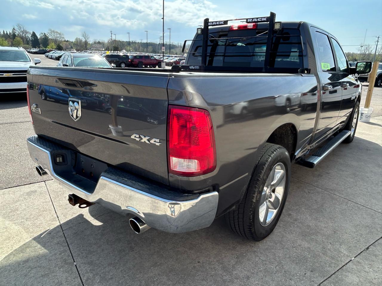 RAM 1500 SLT Crew Cab LWB 4WD 2016