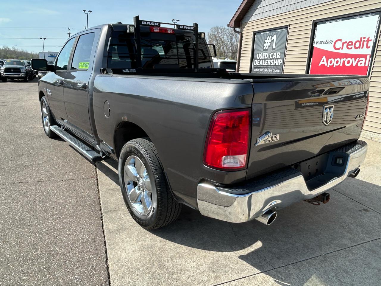 RAM 1500 SLT Crew Cab LWB 4WD 2016