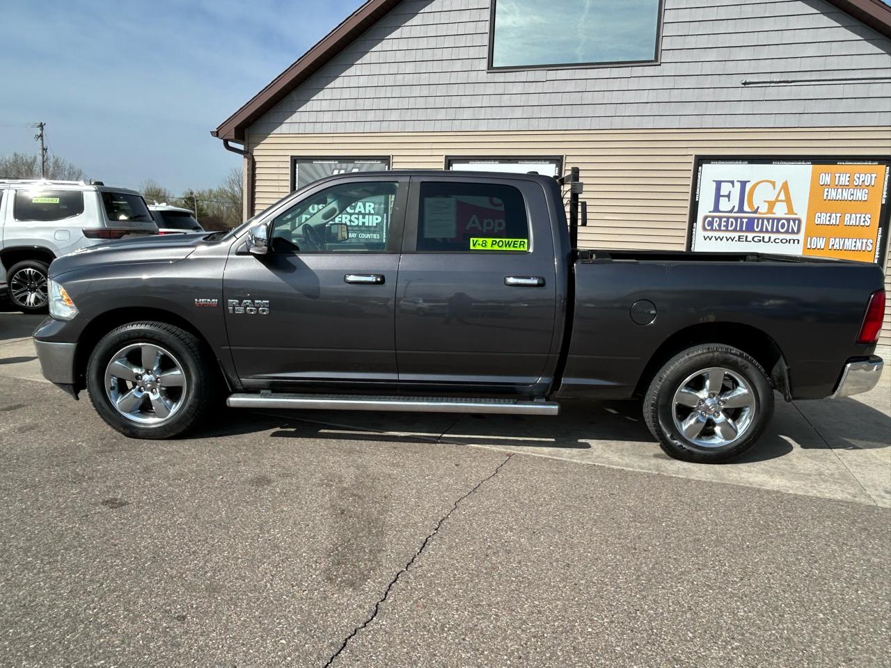 RAM 1500 SLT Crew Cab LWB 4WD 2016