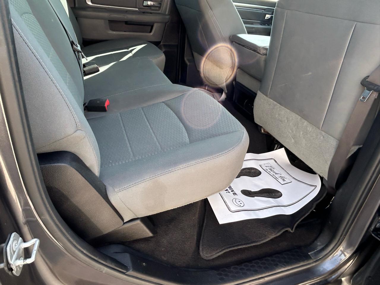 RAM 1500 SLT Crew Cab LWB 4WD 2016