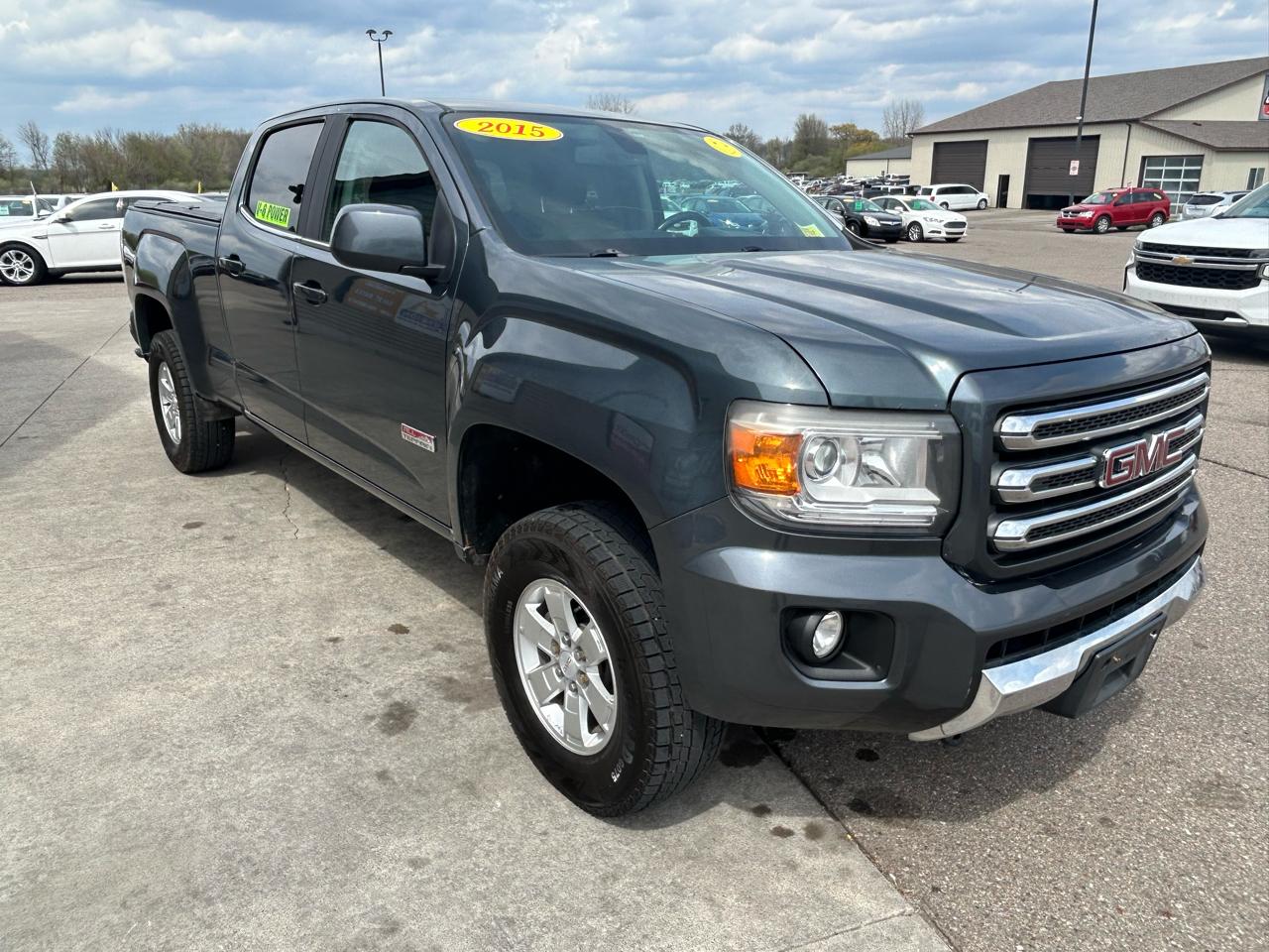 GMC Canyon SLE Crew Cab 4WD Short Box 2015