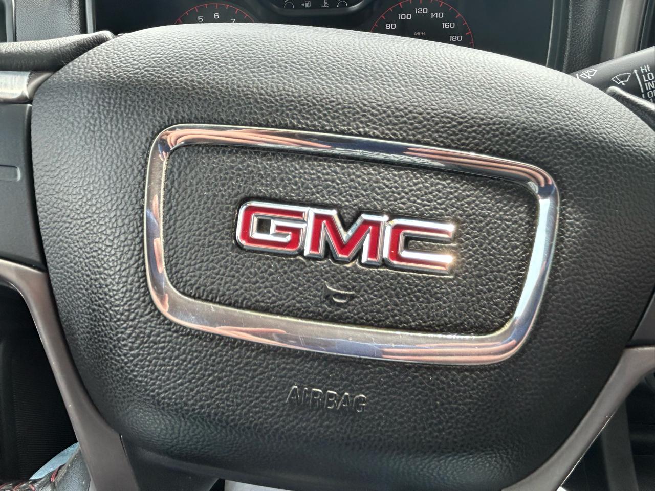 GMC Canyon SLE Crew Cab 4WD Short Box 2015