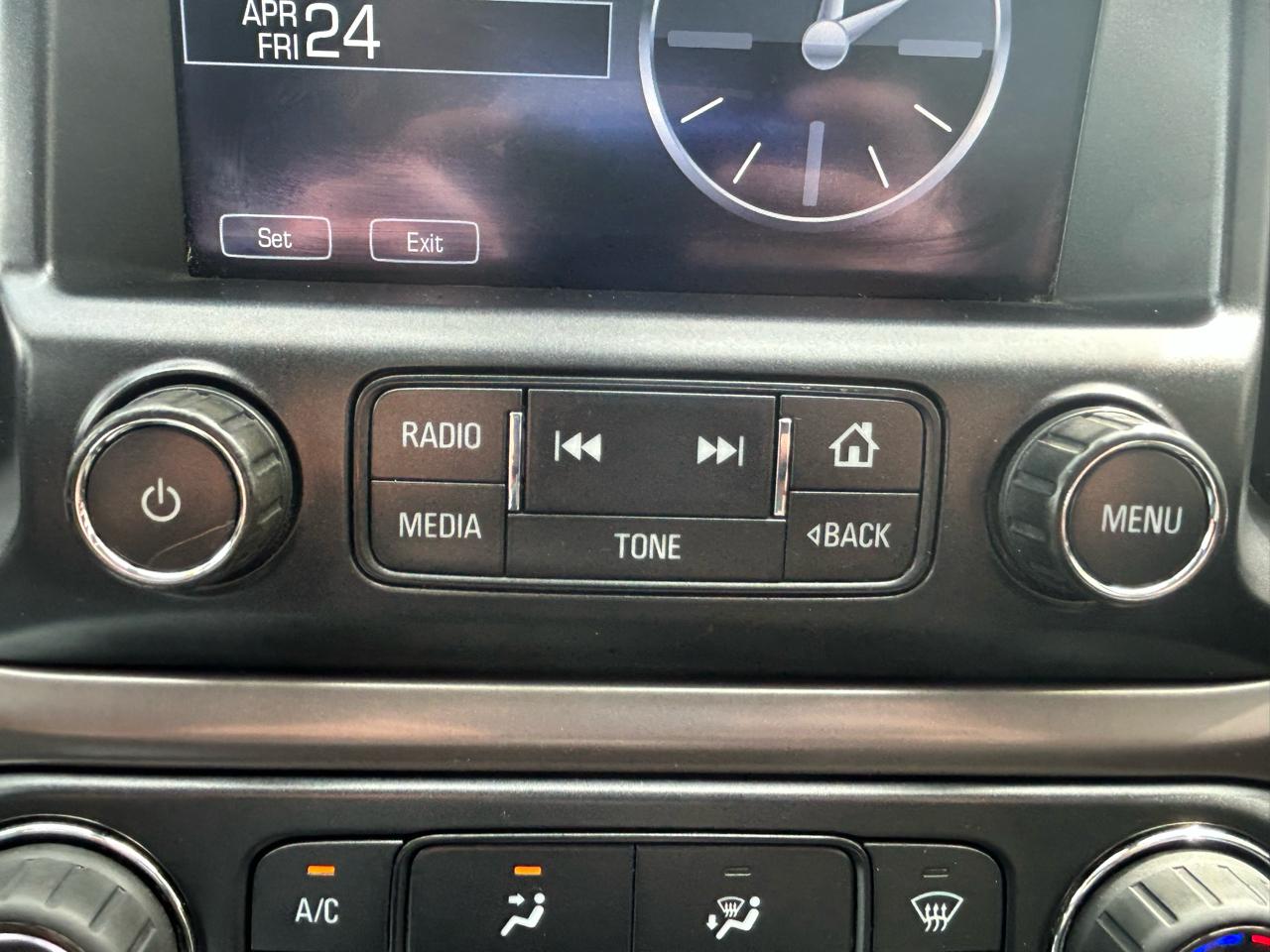 GMC Canyon SLE Crew Cab 4WD Short Box 2015