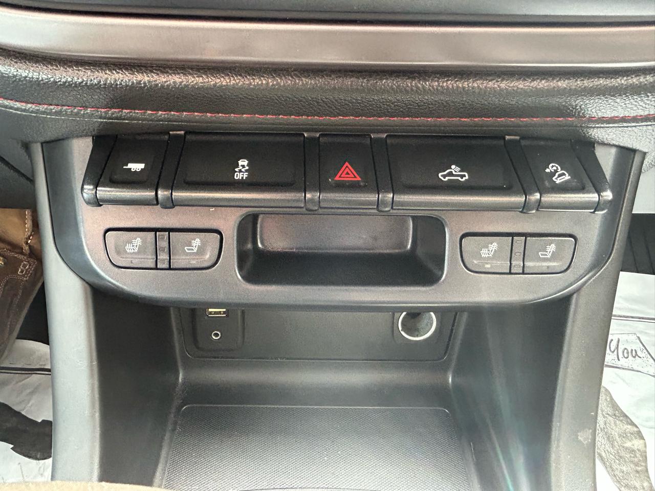 GMC Canyon SLE Crew Cab 4WD Short Box 2015