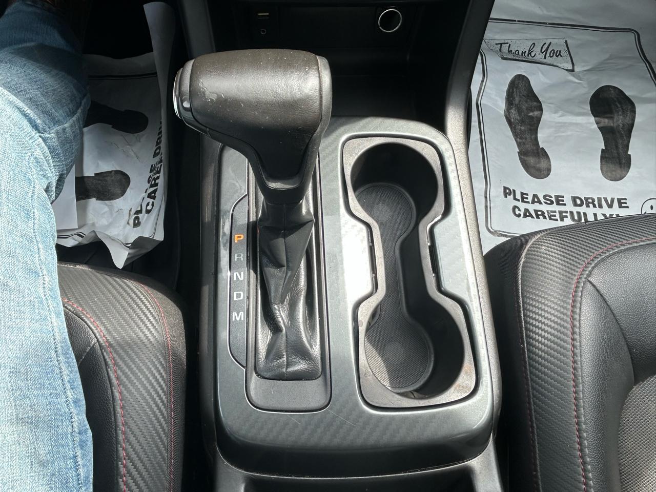 GMC Canyon SLE Crew Cab 4WD Short Box 2015