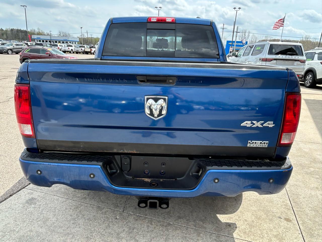 RAM 1500 Sport Crew Cab 4WD 2011