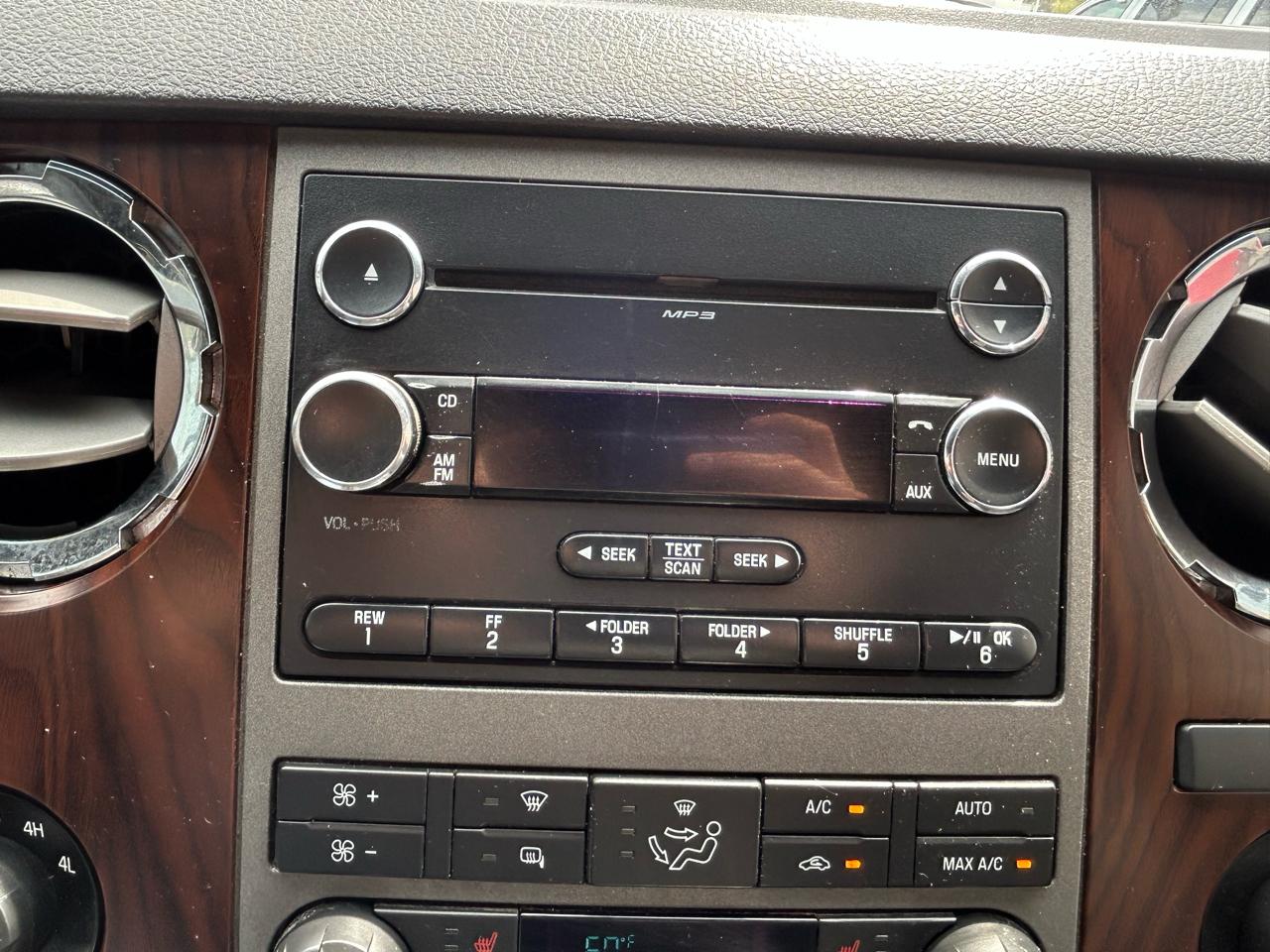 Ford F-250 SD XLT Crew Cab Long Bed 4WD 2014