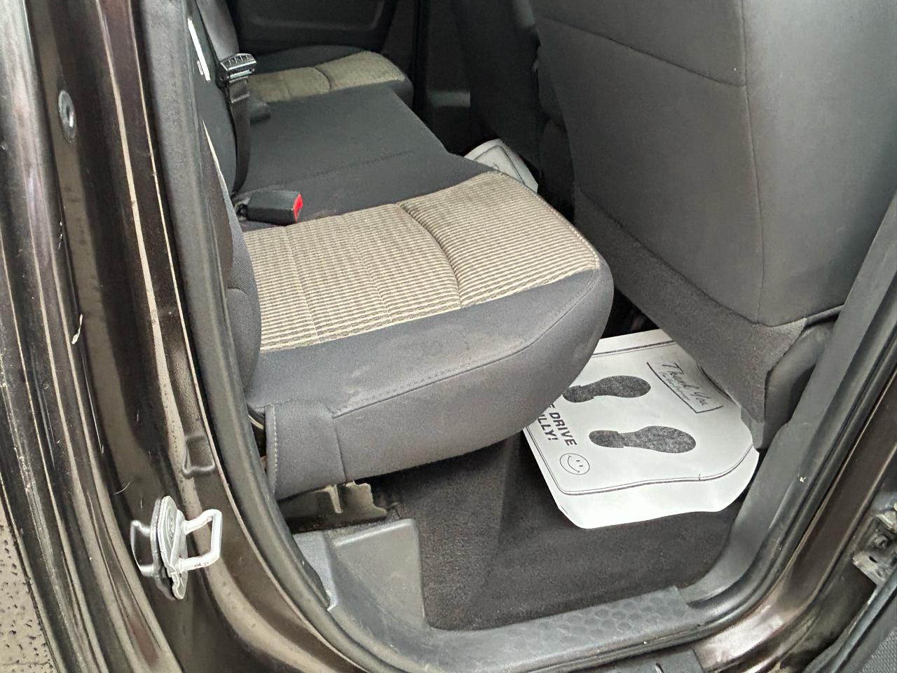 RAM 1500 SLT Quad Cab 4WD 2011