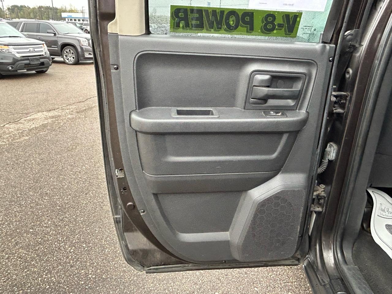 RAM 1500 SLT Quad Cab 4WD 2011