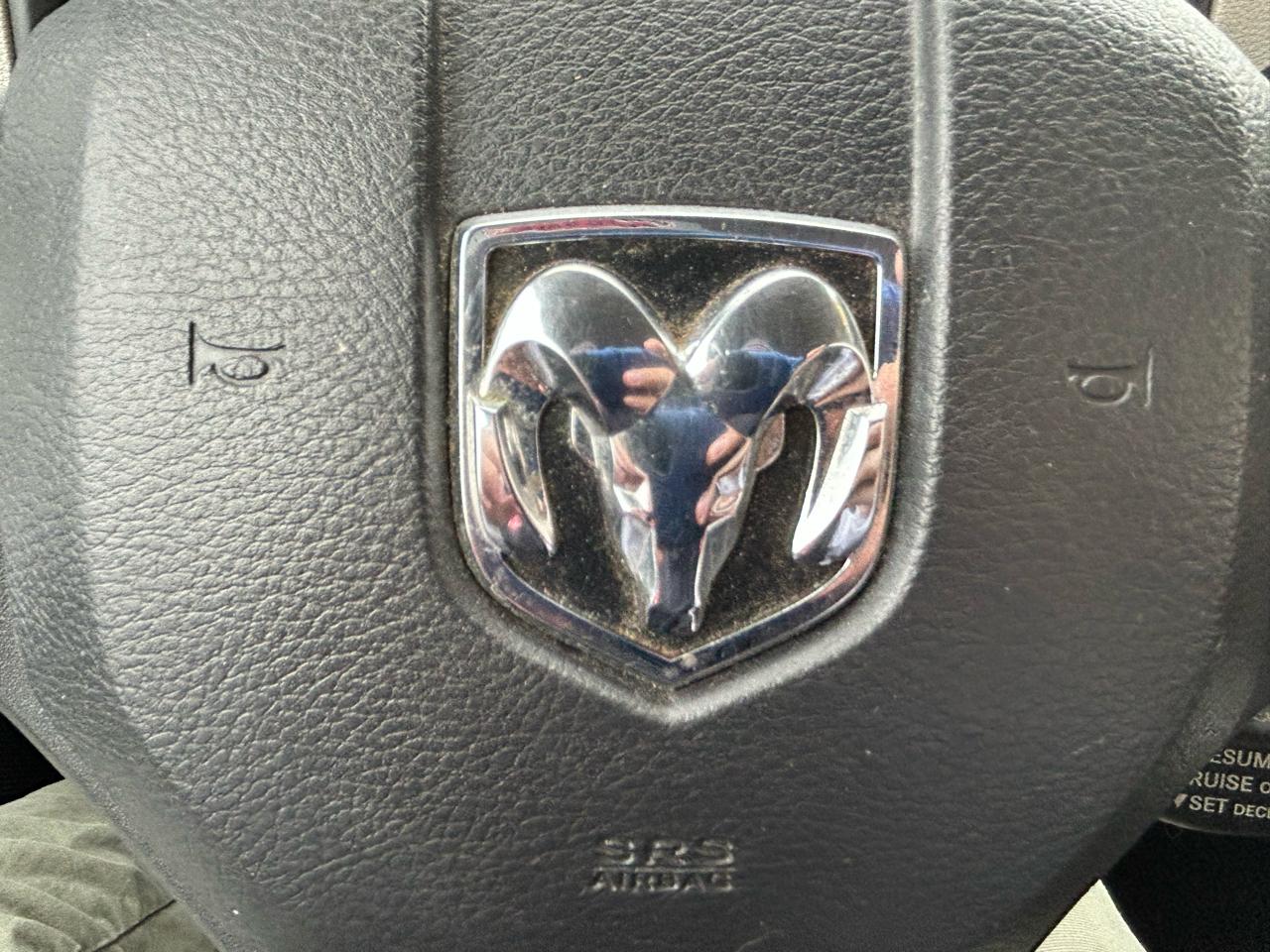 RAM 1500 SLT Quad Cab 4WD 2011