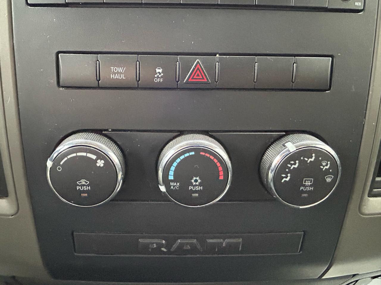 RAM 1500 SLT Quad Cab 4WD 2011