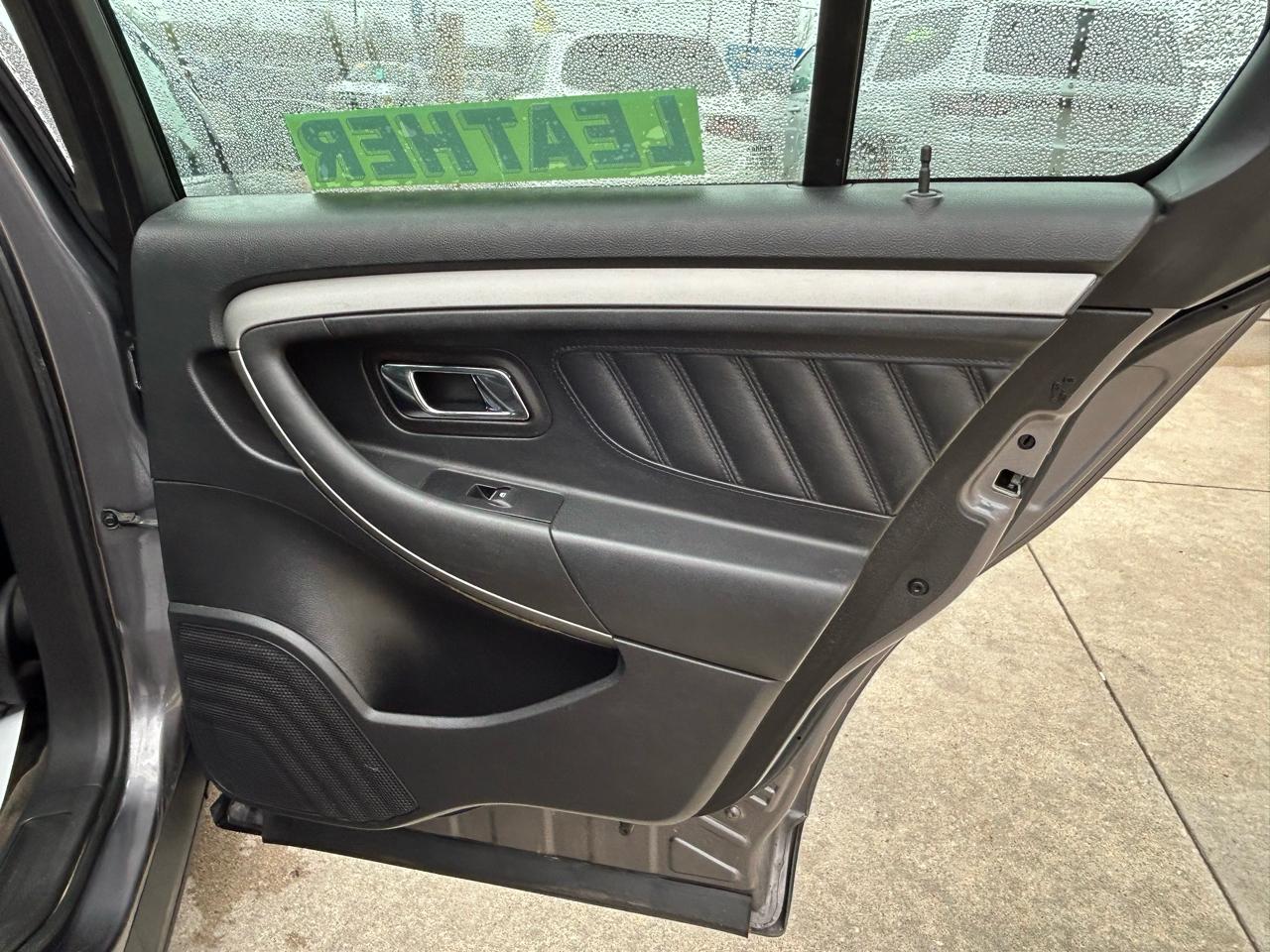 Ford Taurus SEL FWD 2014