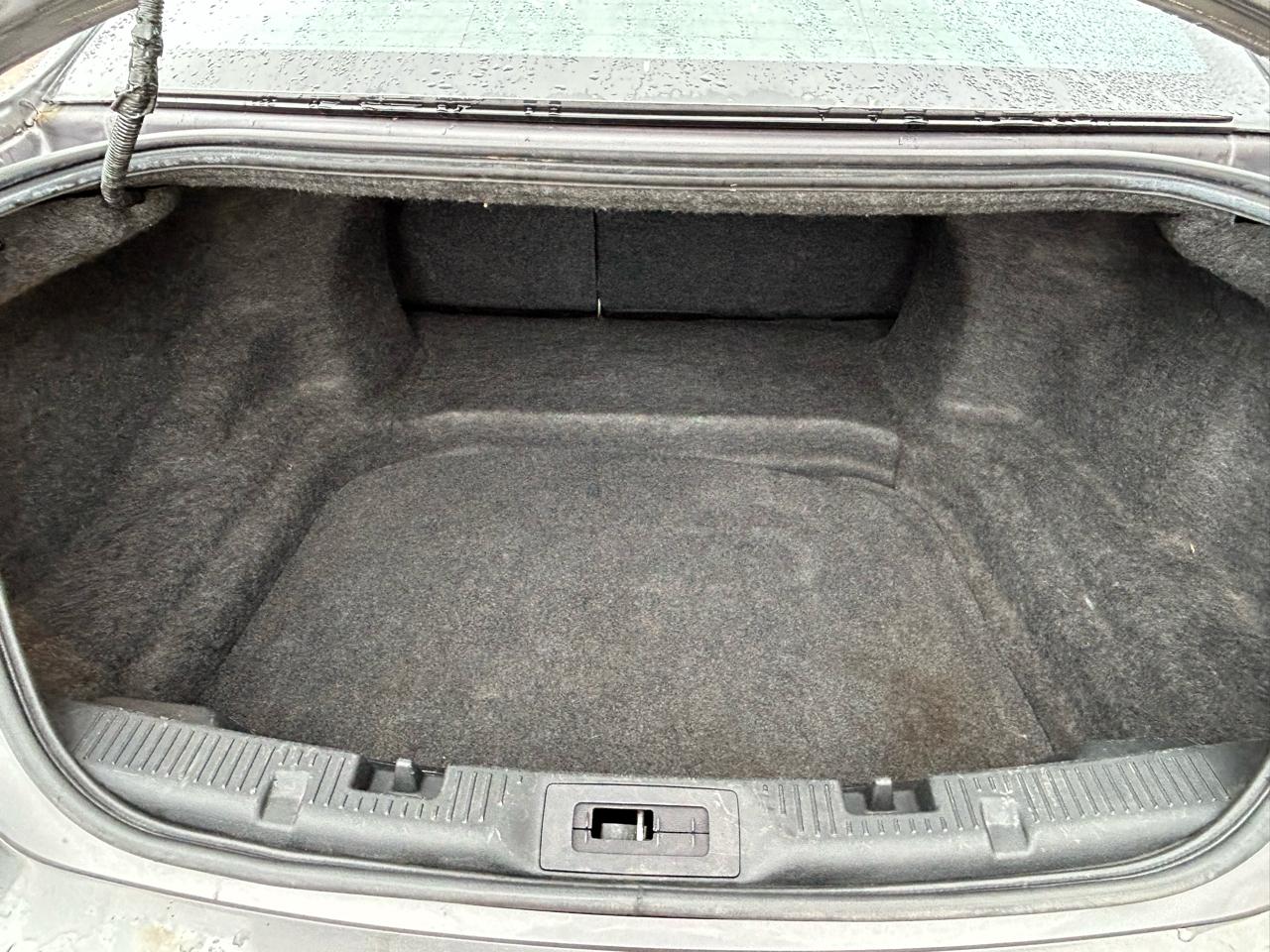 Ford Taurus SEL FWD 2014