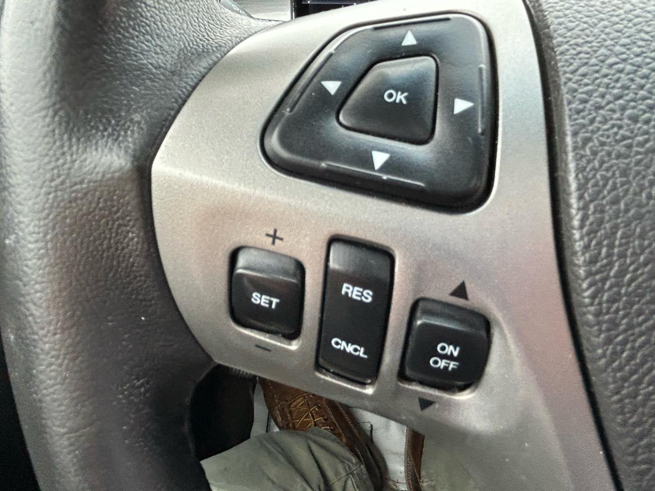 Ford Taurus SEL FWD 2014